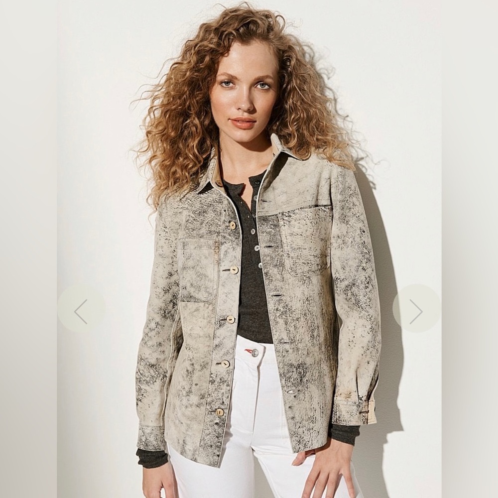 Overland Suede and Leather reversible jacket. Brand new with tags. Size medium.